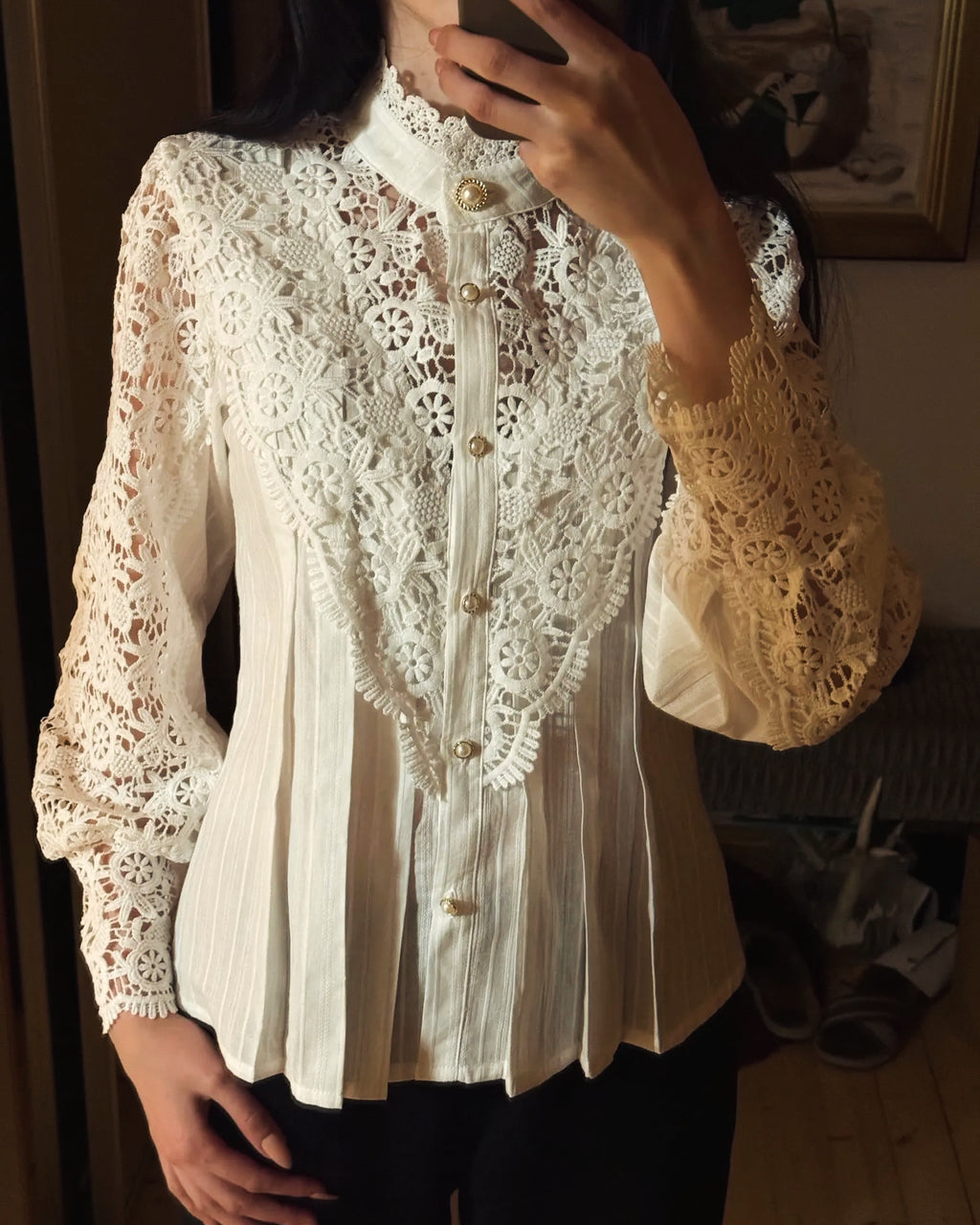 Minina Lace Blouse (beige)